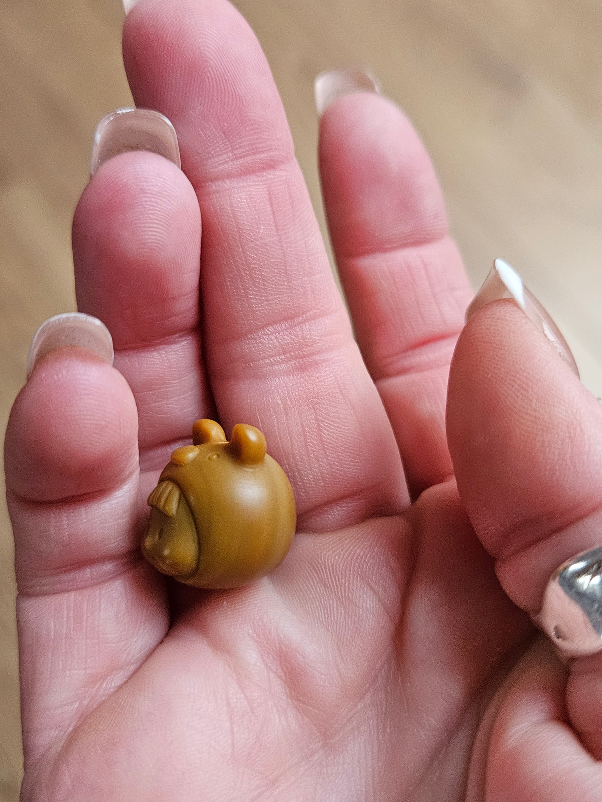 Kawaii Alashan Agate Pig Hood Face Charm Bead