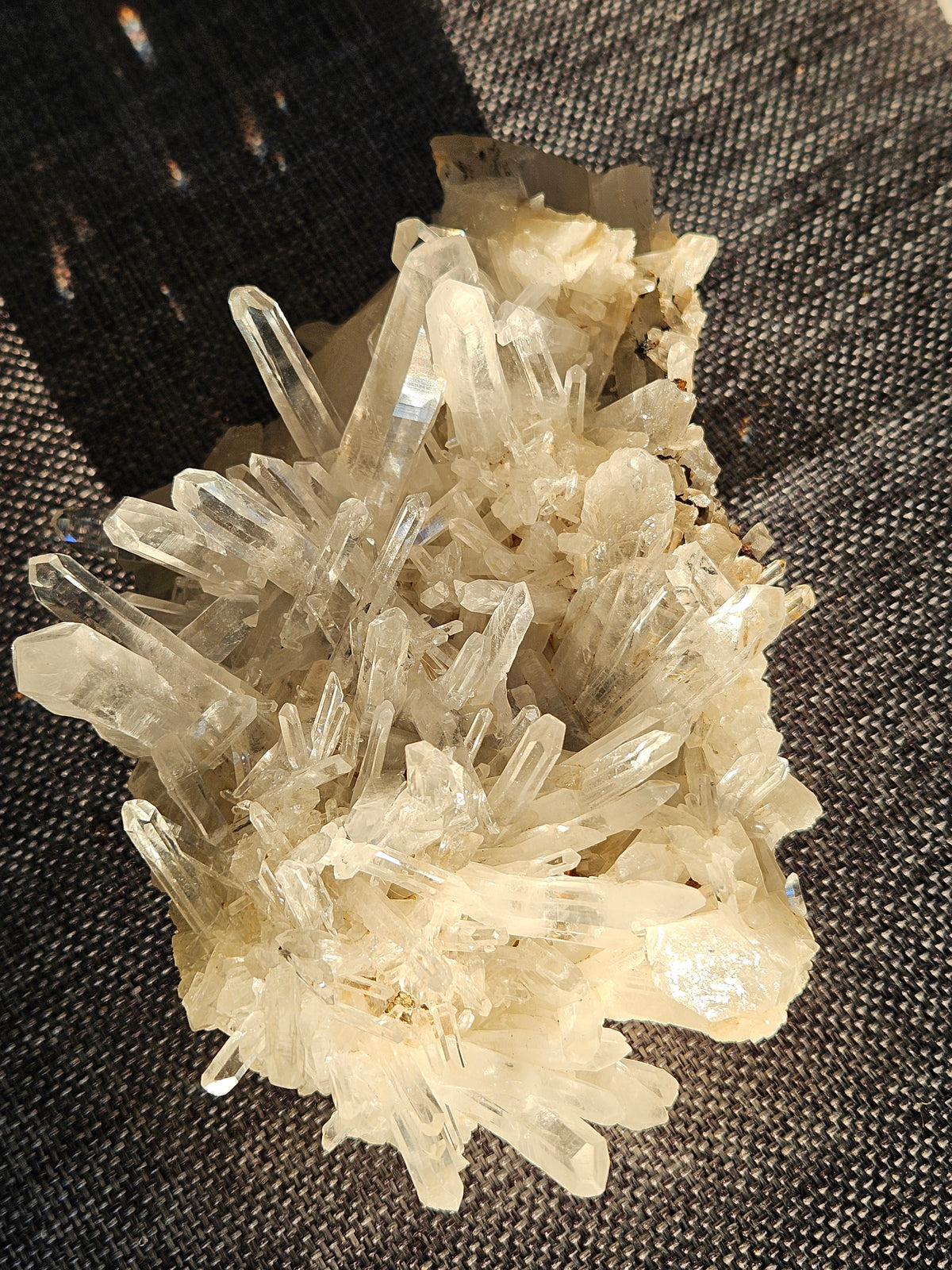 510g Large Optical Clear Lemurian Quartz Crystal Cluster
