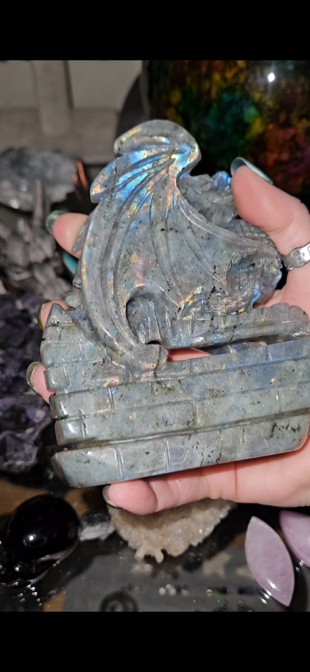 Flashy Labradorite Dragon Carving – Mystical Crystal Dragon Statue